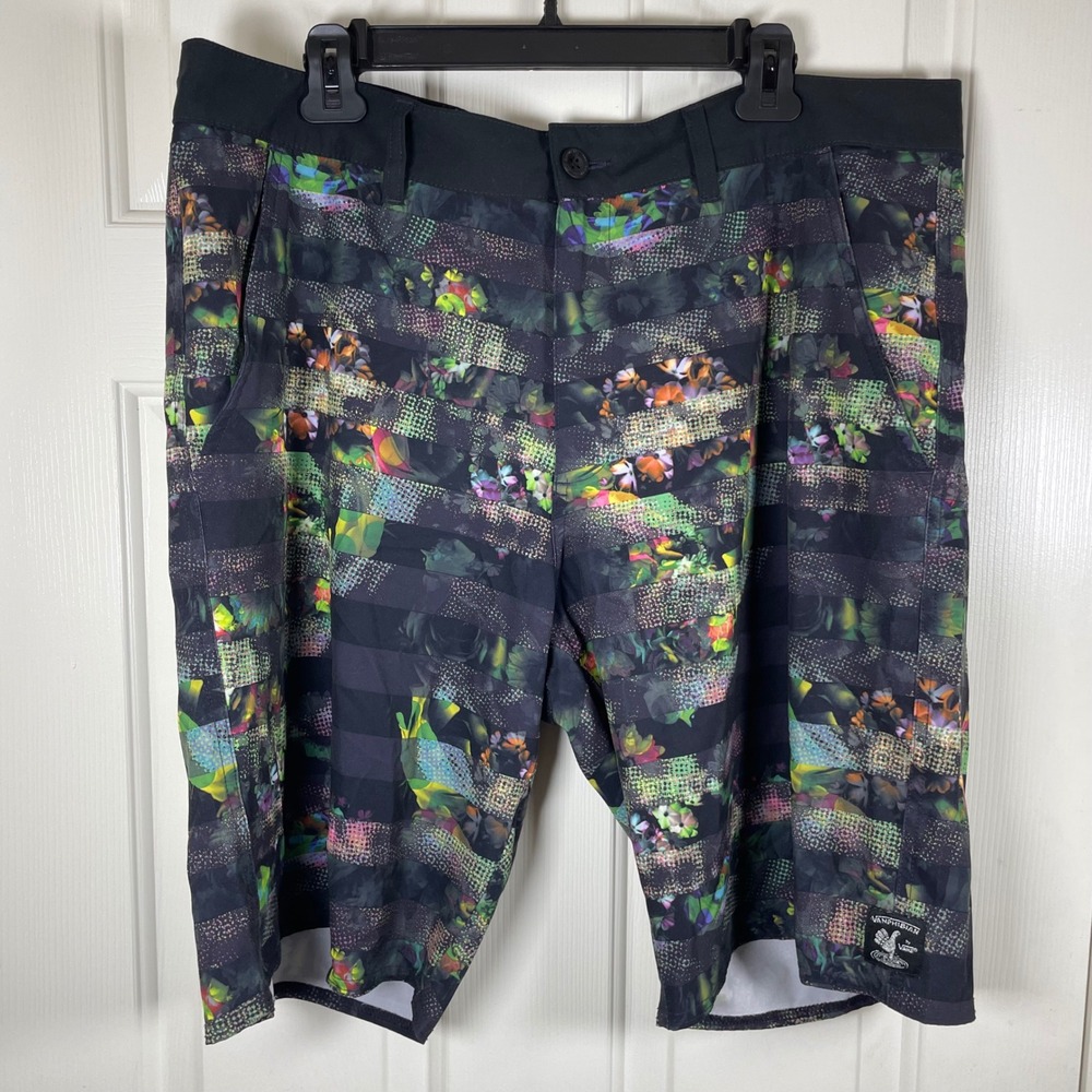Vans Vanphibian Mens 38 Hybrid Board Shorts Black Floral Striped Stretch Swim - Picture 2 of 7